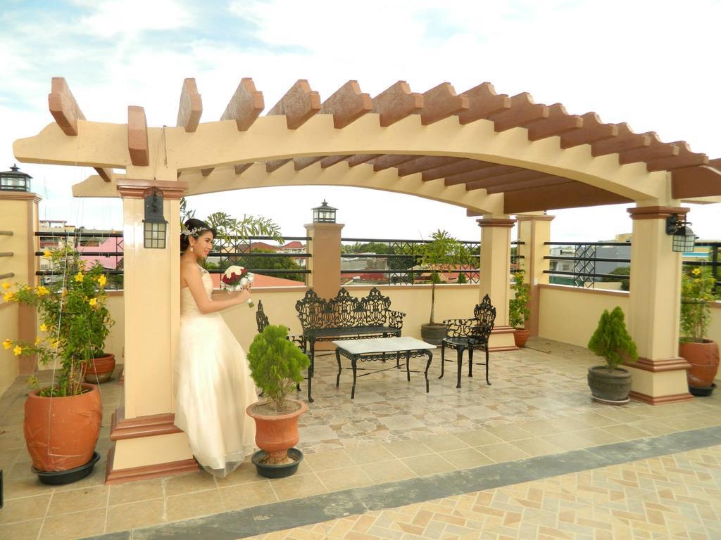 The Saint Joseph Residential Suites Lucena Bilik gambar