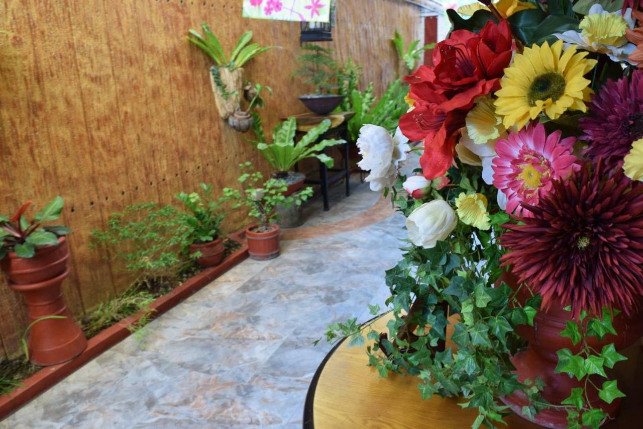 The Saint Joseph Residential Suites Lucena Luaran gambar