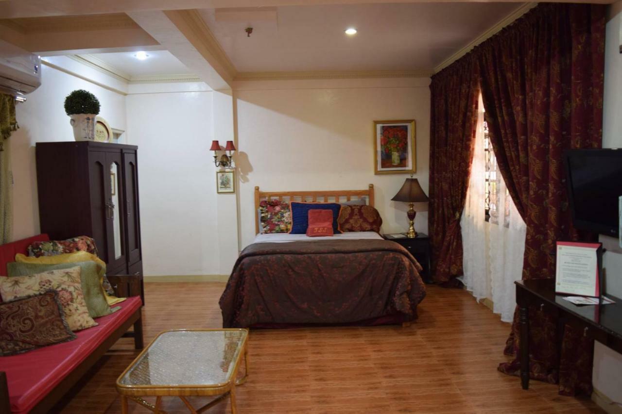 The Saint Joseph Residential Suites Lucena Luaran gambar